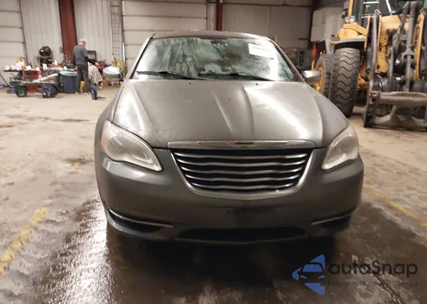 2013 Chrysler 200 Limited from USA, damaged, VIN 1C3CCBCGXDN543099